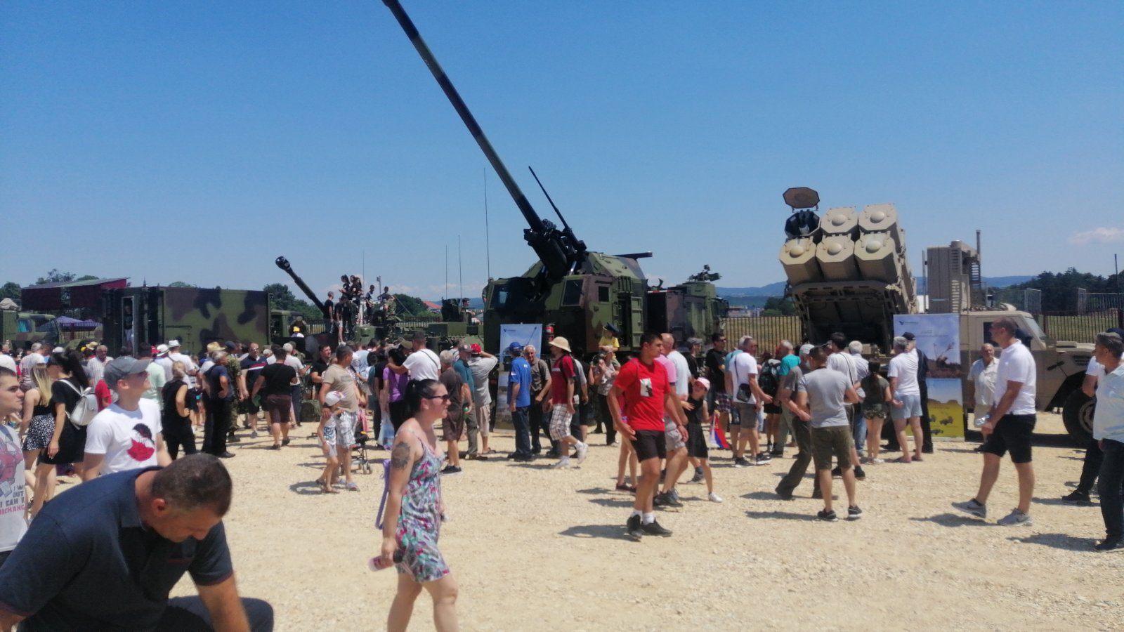 IMG-2d101ec96adf9f434cd4cef1fcd4d075-V