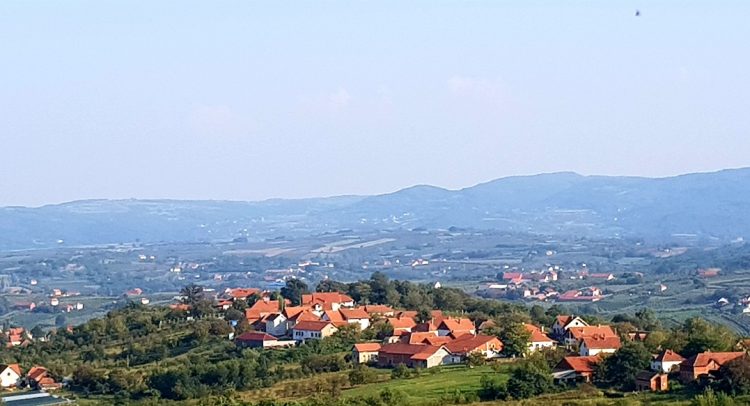 Danas protest voćara u Vinči kod Topole