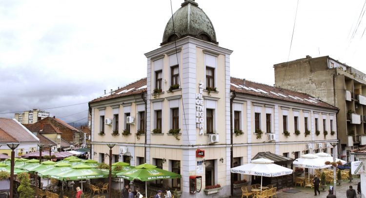 Restorani i kafići zatvoreni u 20 č- ugostitelji pred propadanjem!