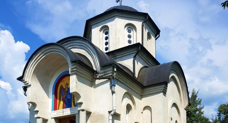 Bruka srpske crkve- hram deset godina čeka na osveštenje!