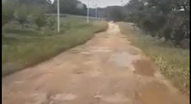 Seoski put koji je vlast u Aranđelovcu „asfaltirala“ (video)