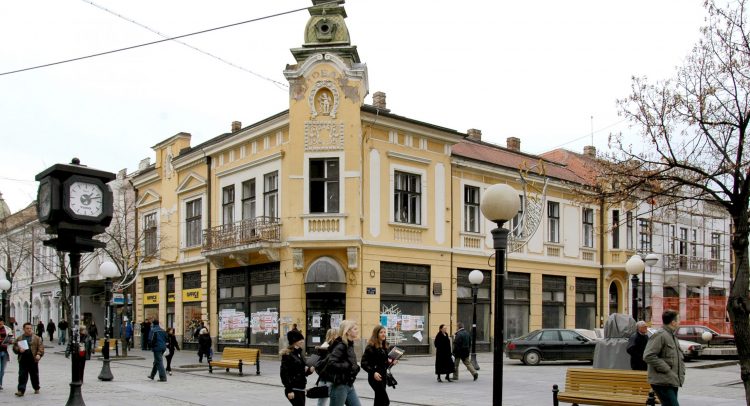 Ugostitelji za vikend do 20 časova, odlučio Krizni štab!