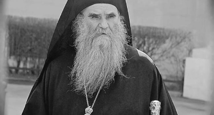 Mitropolija Crnogroska: Preminuo Amfilohije Radović!