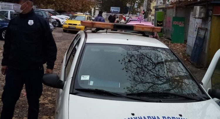Grad objavio „rat“ ilegalnim taksistima