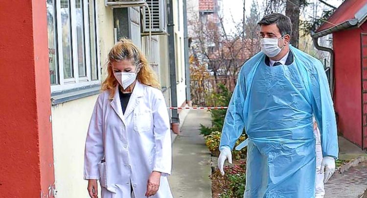 Đerlek u Kragujevcu „Uskoro i ruska i kineska vakcina. Država brine o građanima!“