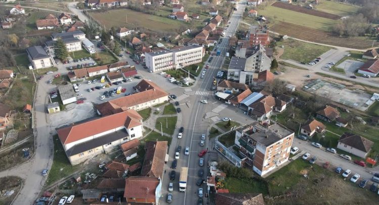 Za asfaltiranje puteva u Kniću do kraja godine- još 37,7 miliona dinara!