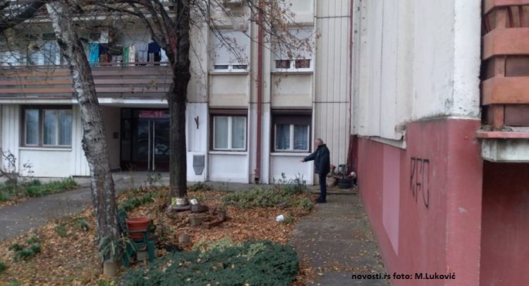 obrt: Devojčica pala sa četvrtog sprata dok je kačila ukrase. Oseća se dobro…