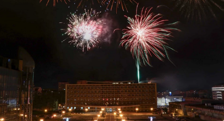 KRAGUJEVAC SPREMAN ZA DOČEK NOVE GODINE: Raznovrsne ponude za svačiji džep