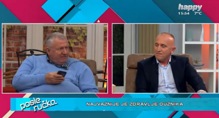 Šešelj „razvalio“ privatnog izvršitelja: „Dići će se kuka i motika“!