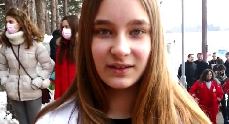 Saška Ivković ima 12 godina i najmlađi je takmičar u istoriji koji pliva za Krst Časni! (video)