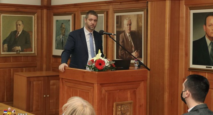 na jesen kapitalni projekti za Kragujevac- 260 km kanalizacije i deponija, najavljeno u Vladi Srbije!