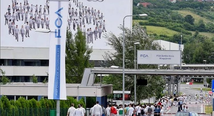SKANDAL: „Fiat“ ispituje srpske radnike zašto neće da rade u Slovačkoj!