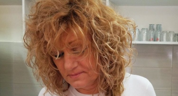 „Muž, ja i sin radimo u malom restoranu. Ne može da se izdrži“- kaže Jelena Ilić, vlasnik restorana  „Fabula“