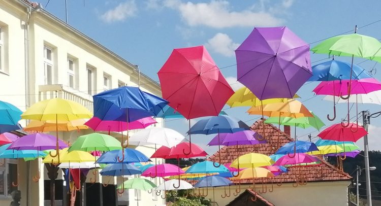 Spremite kišobrane, danas pljuskovi poslepodne- do 27 stepeni u Šumadiji
