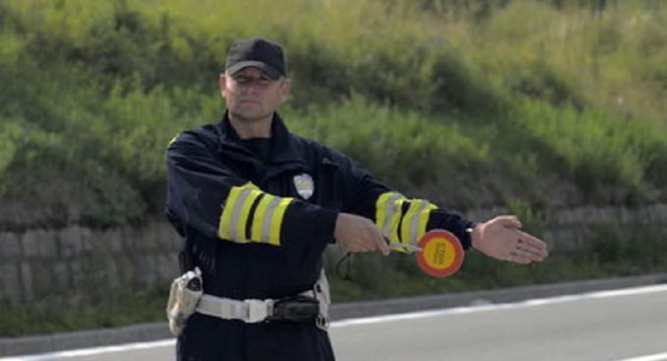 OPREZ! Pojačana kontrola saobraćaja tokom vikenda i praznika: Evo šta je NA METI policije