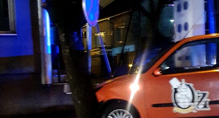 na licu mesta: udario u drvo kod Kolonske kapije