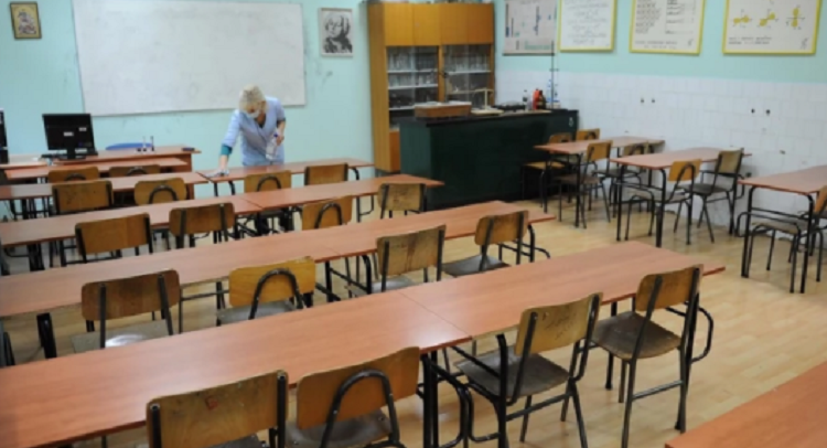 od sutra: SVI osnovci na onlajn nastavi na sedam dana- obdaništa otvorena!