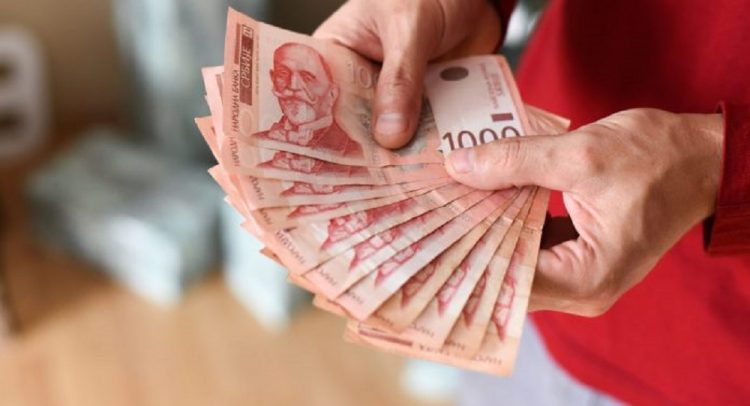 ŠTA OD JANUARA 2024. GODINE ČEKA ZAPOSLENE U DRŽAVNIM FIRMAMA? Plate će ići na gore, a evo koliko bi moglo da im bude POVEĆANJE.