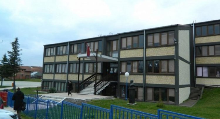 Danas sahrana tinejdžerke koja se obesila u Kragujevcu!