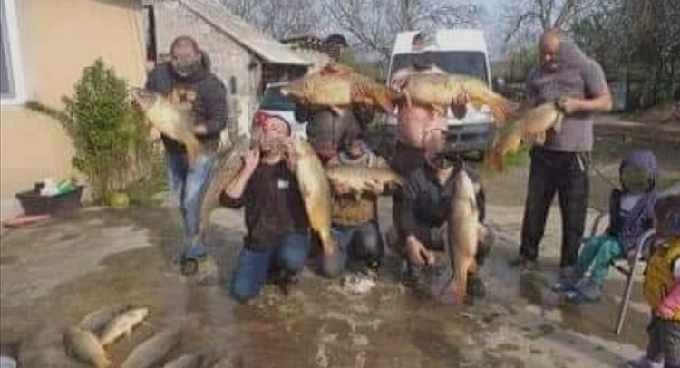 IDIOTI: krali ribu pa se hvalili preko Fejsbuka. Neki pohapšeni!