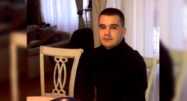 Priča o studentu i pčelaru Đorđu oduševila je Šumadiju.. On je i naslednik tajne melema i recepta starog 120 godina..