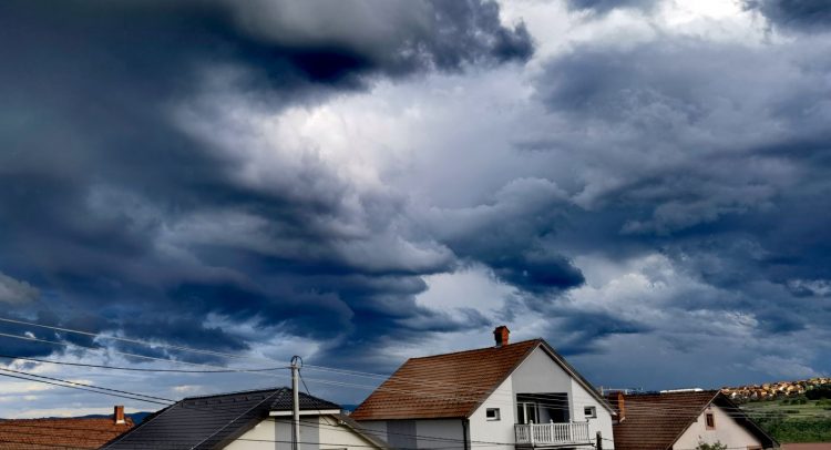 NESTABILNO pljuskovi i grad u Šumadiji- u KG 22 stepena, a evo kako će biti do petka!