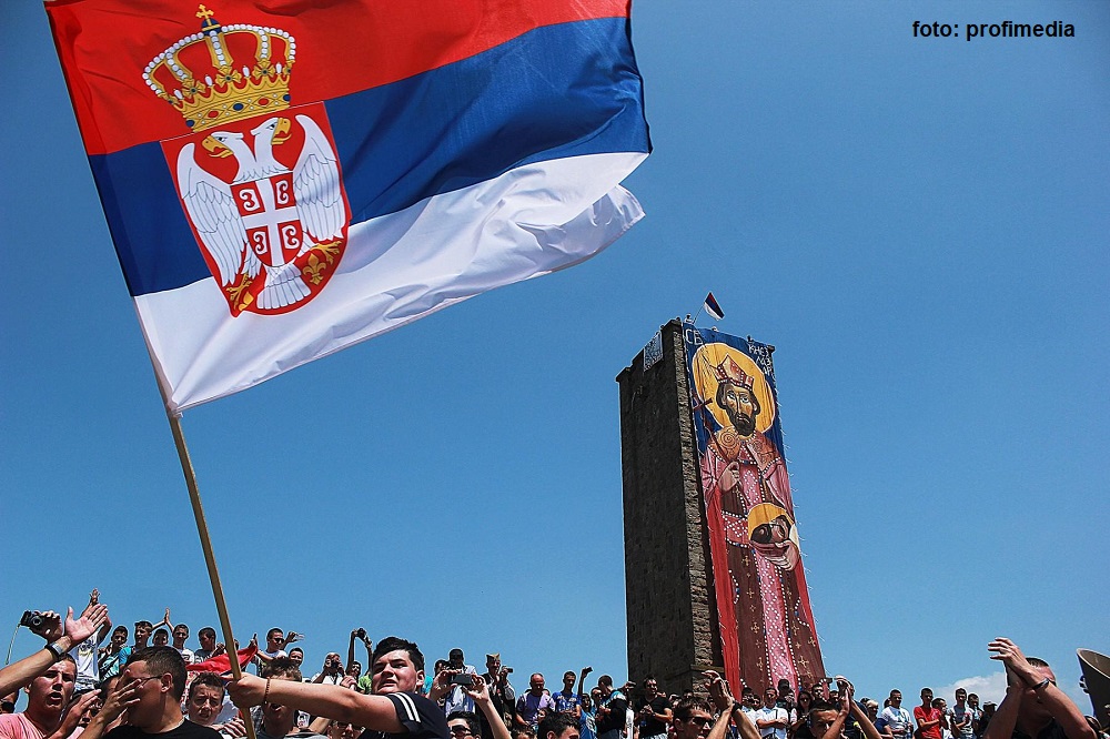 da se naježiš: Srbi pevaju "Vidovdan" na Gazimestanu (VIDEO)