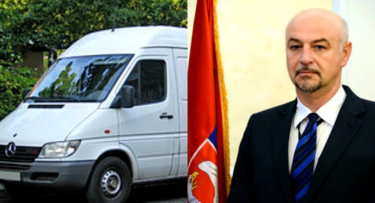 Kupili oklopna vozila za Vojsku Srbije- od preduzeća koje pozajmljuje kombije po Kragujevcu!