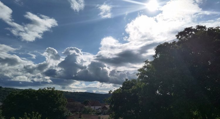 Dan kada će oblaci oterati sunce. U Šumadiji i Kragujevcu do 22 stepena!