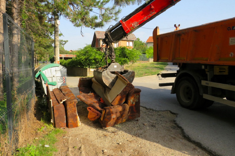BESPLATNO odnose kabasti otpad u Kragujevcu