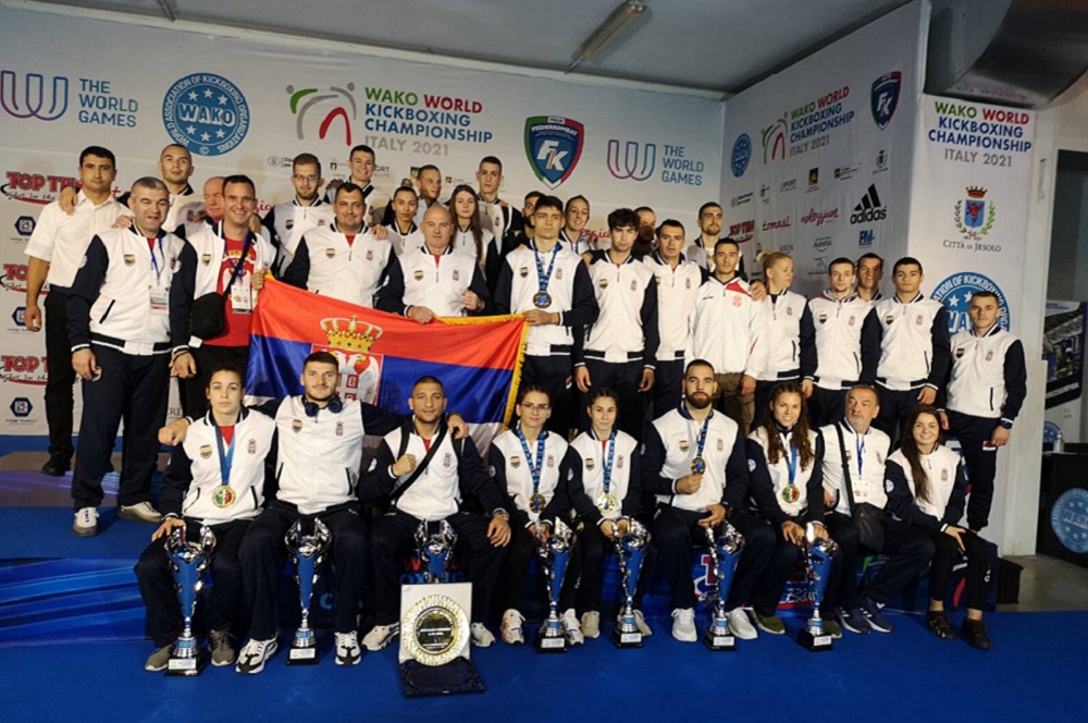 BRAVO! 12 medalja osvojili srpski KIKBOKSERI na Svetskom prvenstvu u Italiji!