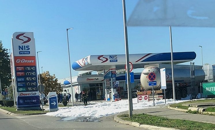 Dan posle američkih sankcija – gorivo u Srbiji jeftinije!