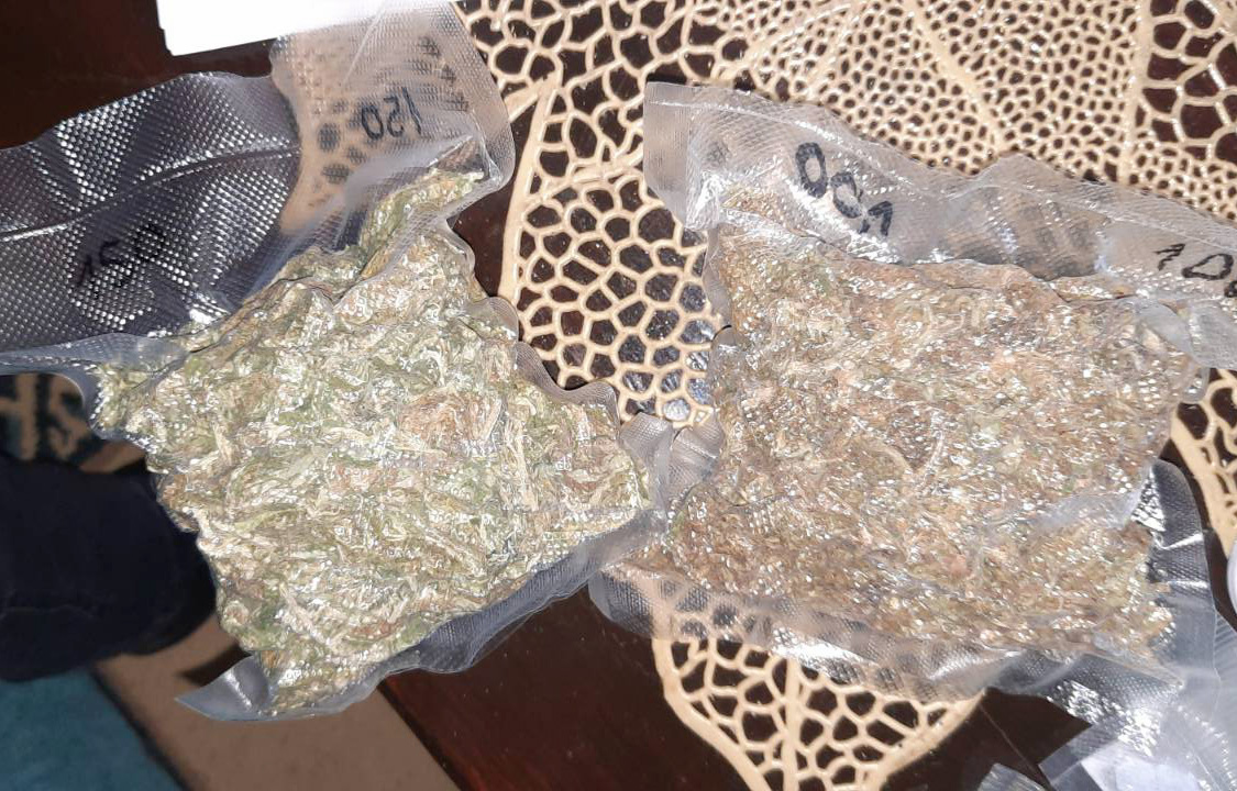 Četiri hapšenja u Kragujevcu:  Naleno preko 7,5  kilograma marihuane
