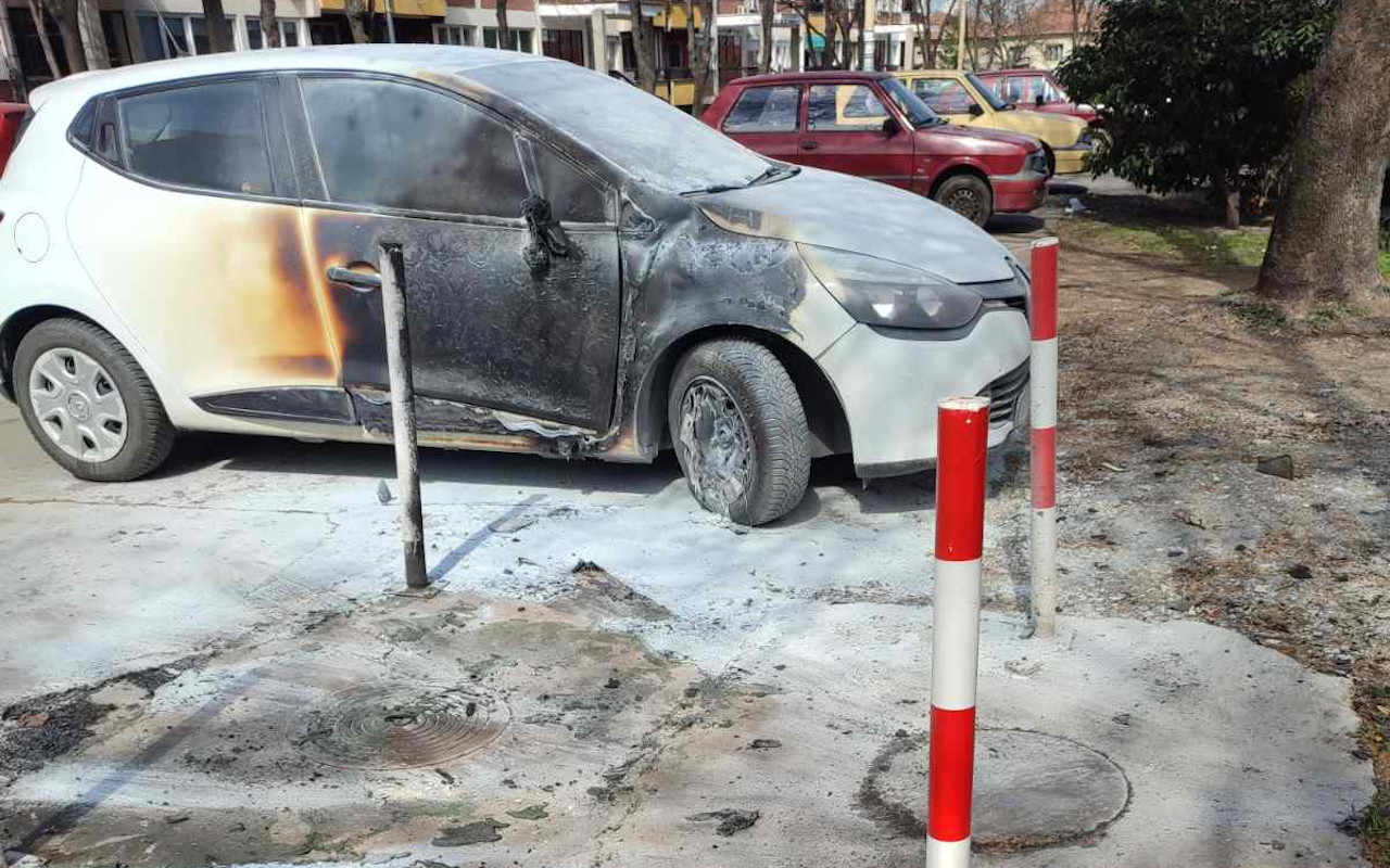 Vatreni vikend u Kragujevcu: Goreli kontejneri i automobili