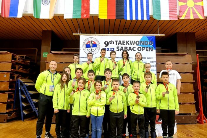 Tekvondo "Broj jedan" : U Kragujevac doneli 17 medalja