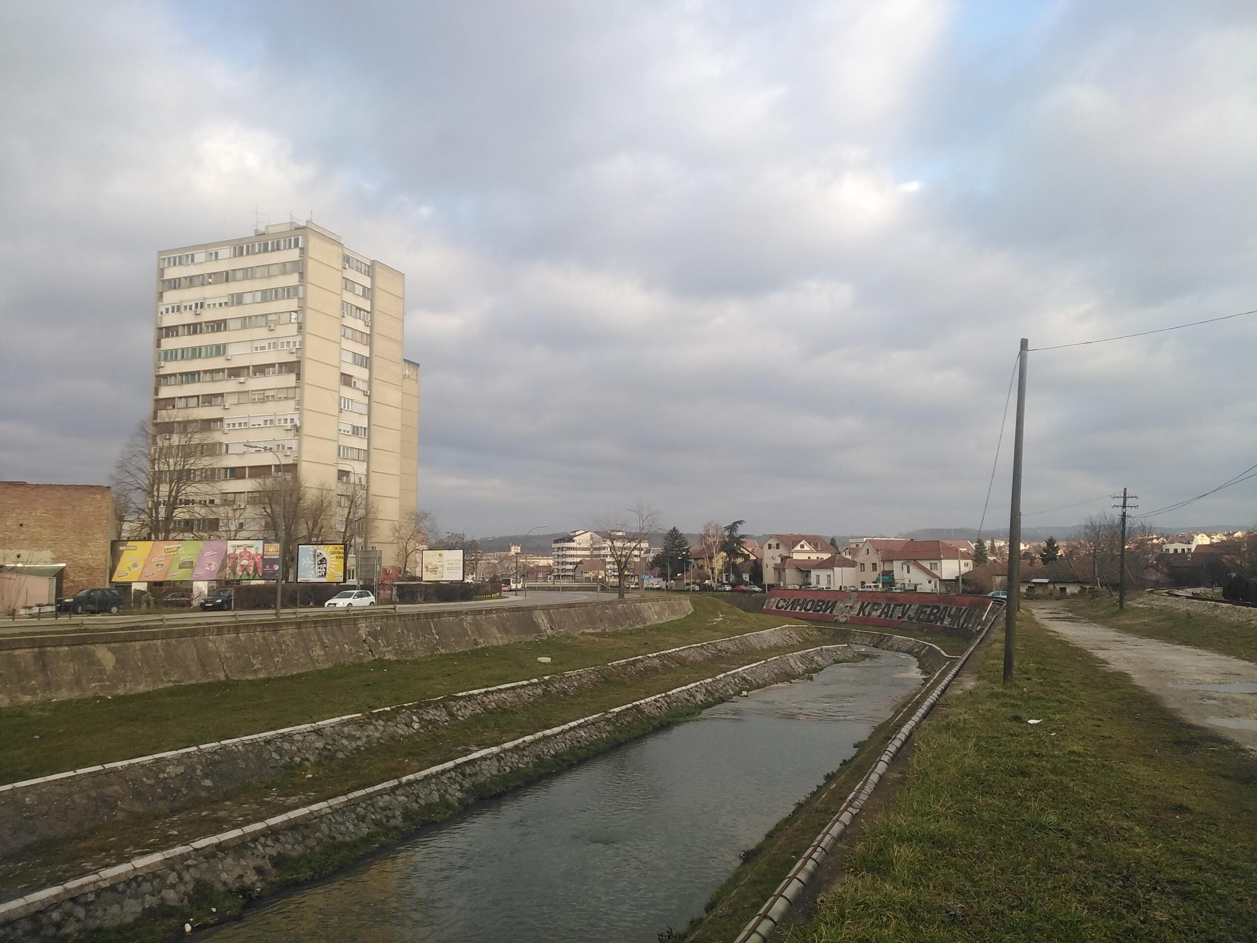 Užas u Kragujevcu : Pronađen u koritu Lepenice, umro u bolnici