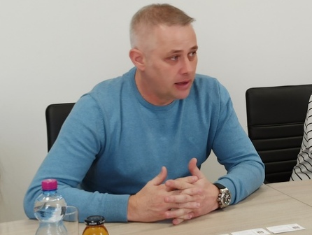 Igor Jurić u Kragujevcu: „Tijana klik“ za bezbednost dece na internetu