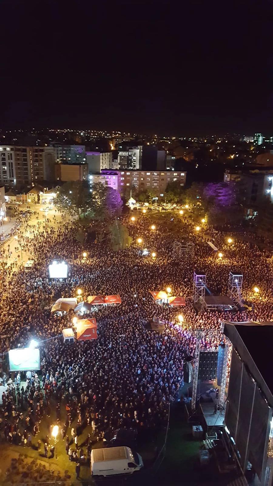EKSKLUZIVNO: Evo koji MINISTAR je BIO na koncertu SMAK-a. ( FOTO )