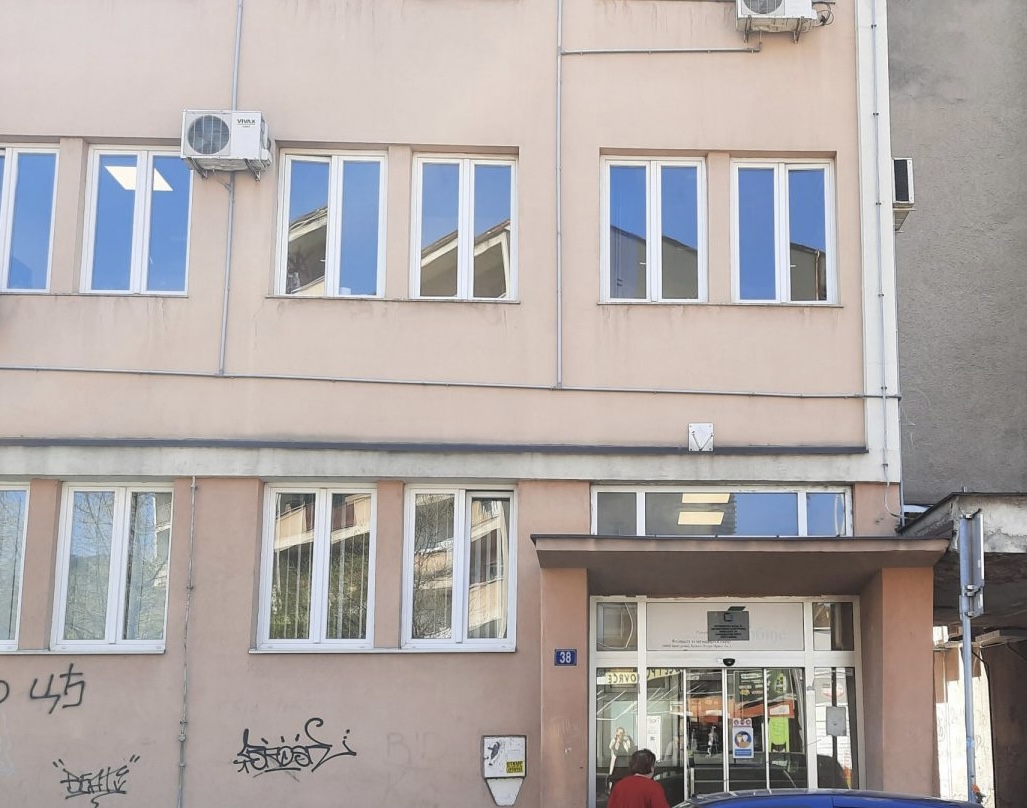 INTERESANTNO: Evo šta direktor RFZO ima da poruči mladima. PRILIKA ZA SVE.