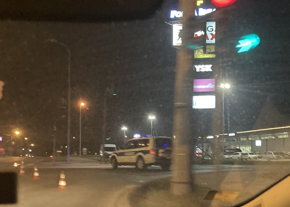 OPSADNO STANJE: Kragujevac BLOKIRAN. STIGLI I PRIPADNICI UKP-a