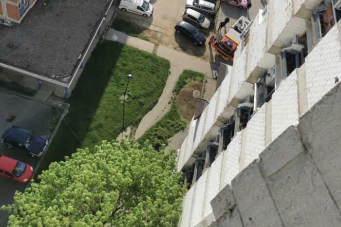 TRAGEDIJA: STIGLE SU tužne VESTI o KRAGUJEVČANKI koja je SKOČILA sa Solitera Y - najviše zgrade u Kragujevcu.