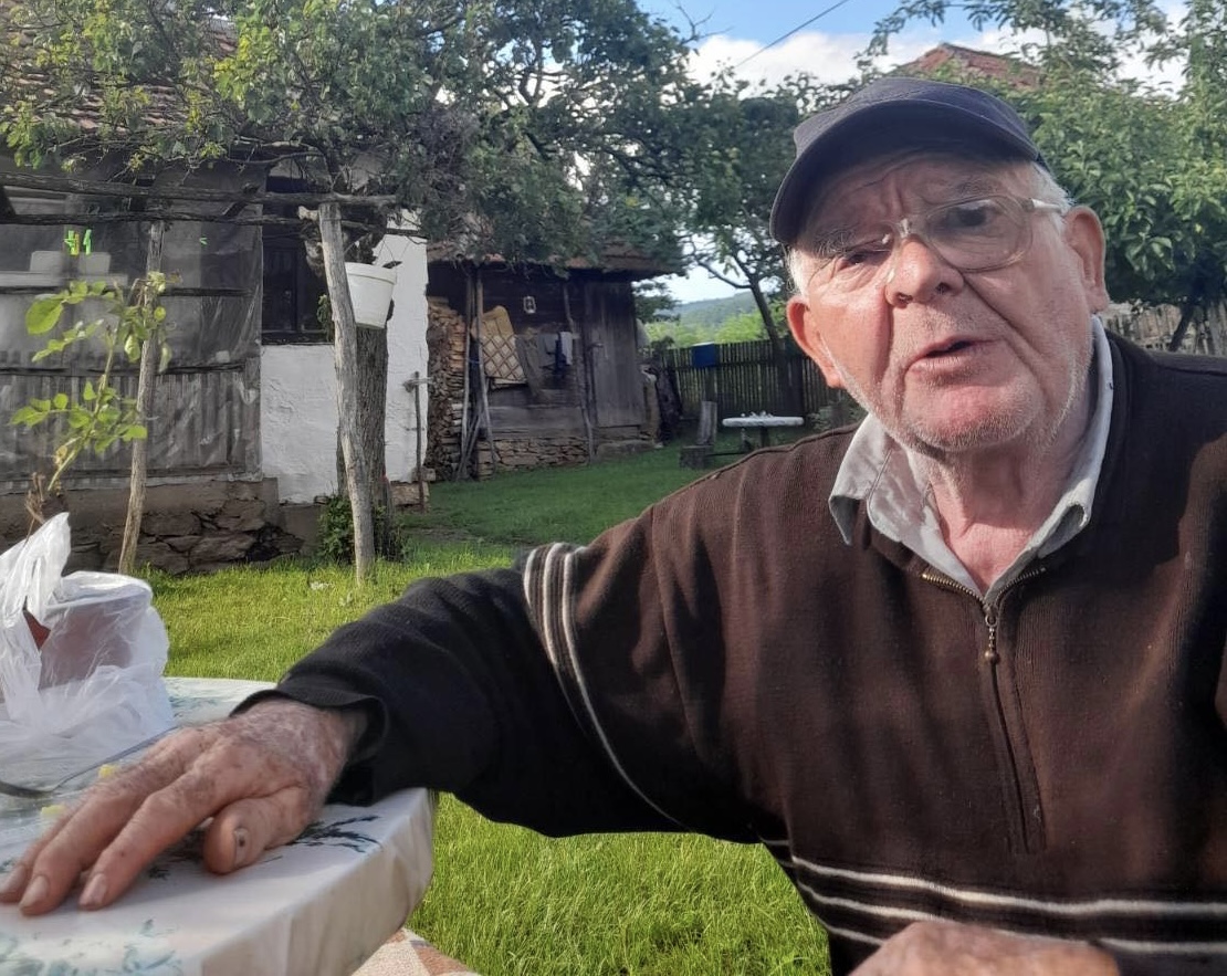 Ovo je Radivoje za kojim se traga:Krenuo da bere pečurke i nestao