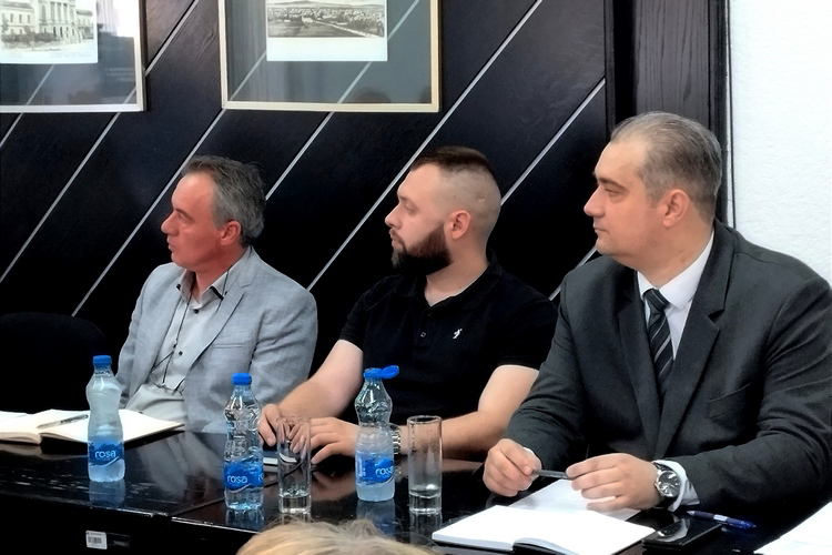 Rok za izradu projektno tehničke dokumentacije UKC Kragujevac 300 dana