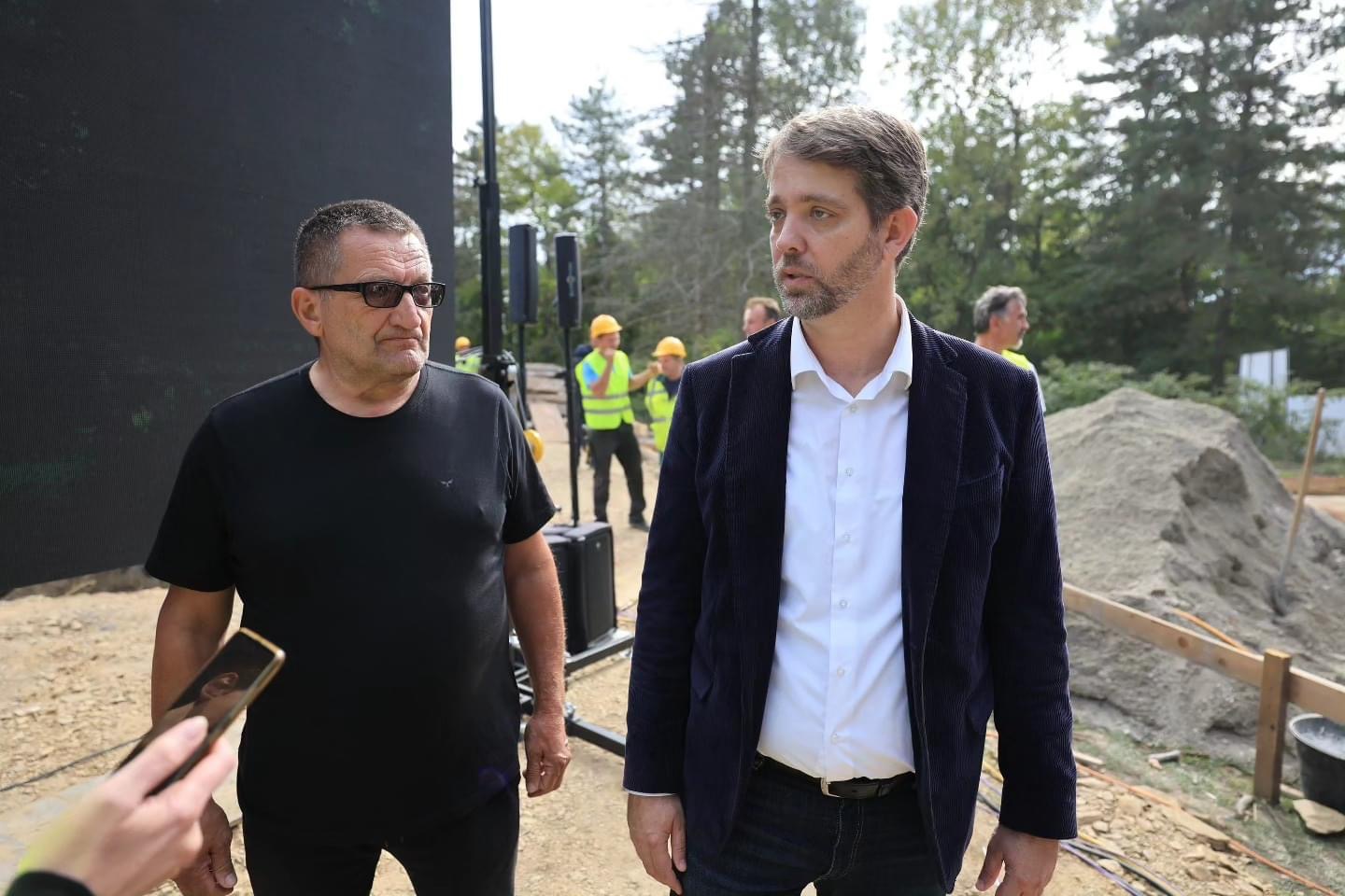 Odlična saradnja gradonačelnika i Slavoljuba Milanovića od samog starta realizacije izgradnje odmaralista „Bogdan Milanovic“