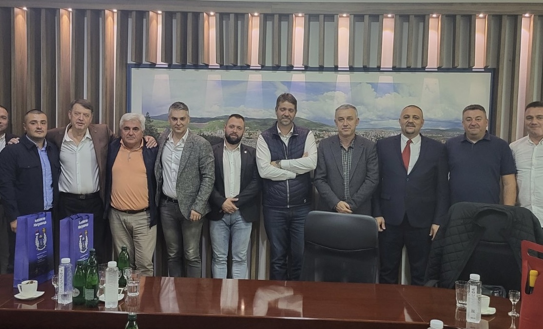 OBILAZAK VELIČANSTVENOG MANASTIRA: Nikola Dašić u poseti SEVERU Kosova i Metohije
