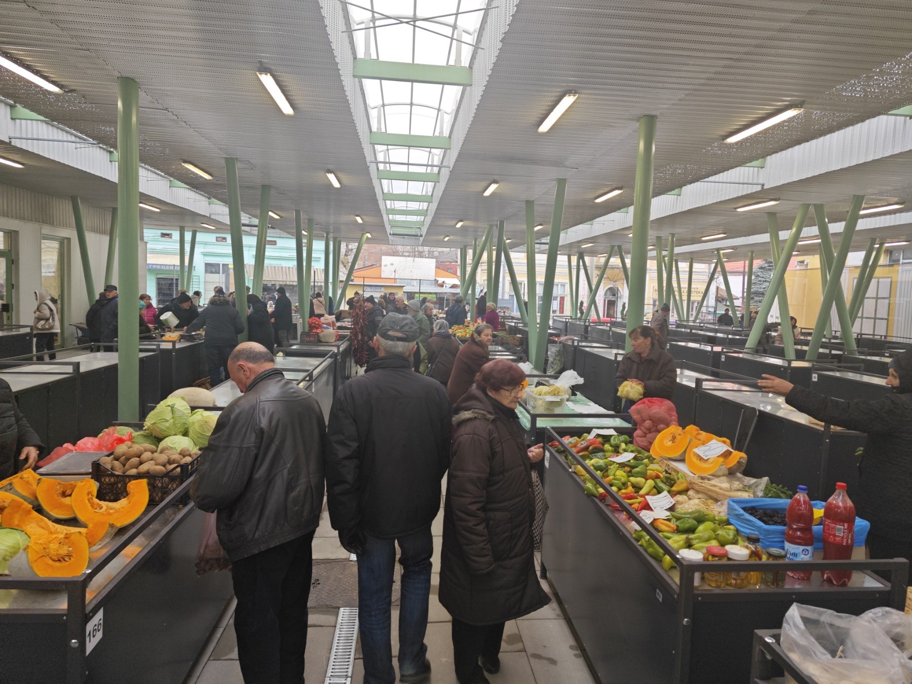 RADOST ZA KRAGUJEVAC: PIJACA ponovo RADI. Novo ruho stare PIJACE.