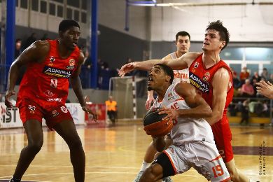 13 omašenih bacanja za poraz u Valjevu