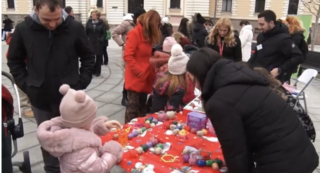 Naučna radionica „Igrom kroz nauku“ na trgu Radomira Putnika