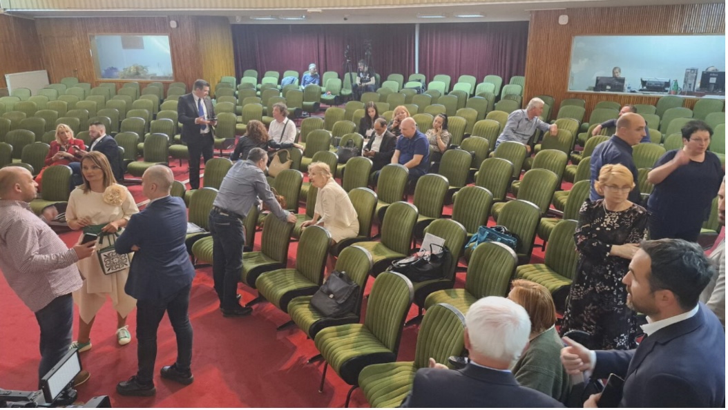Zbog nedostatka kvoruma ponovo odložena sednica Skupštine grada