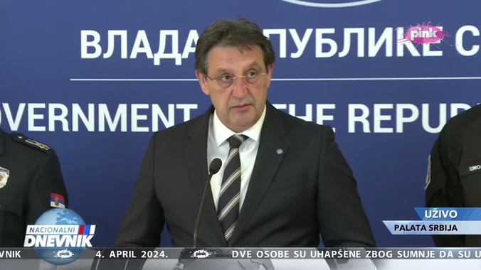 ONESVEŠĆENU DANKU PREBACILI U ZADNJI DEO VOZILA – Gašić otkrio NAJJEZIVI DETALJ: Dogovorili se da je bace, pa naleteli na oca
